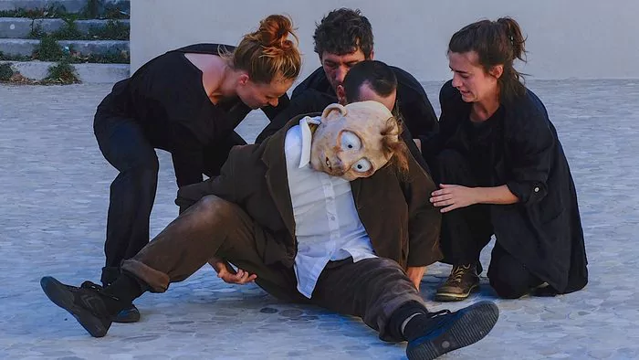 NONGRATA représentée par Compagnie DÍRTZtheatre