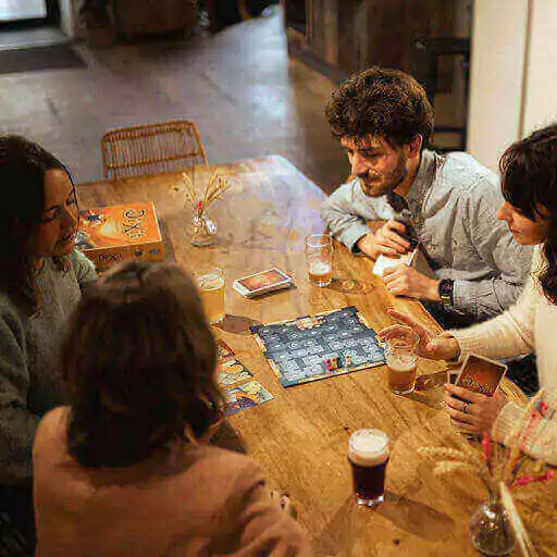 SOCIAL NIGHT au Central Hostel !